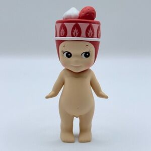 Sonny Angel Sweets Series - Strawberry Shortcake. 100% Authentic